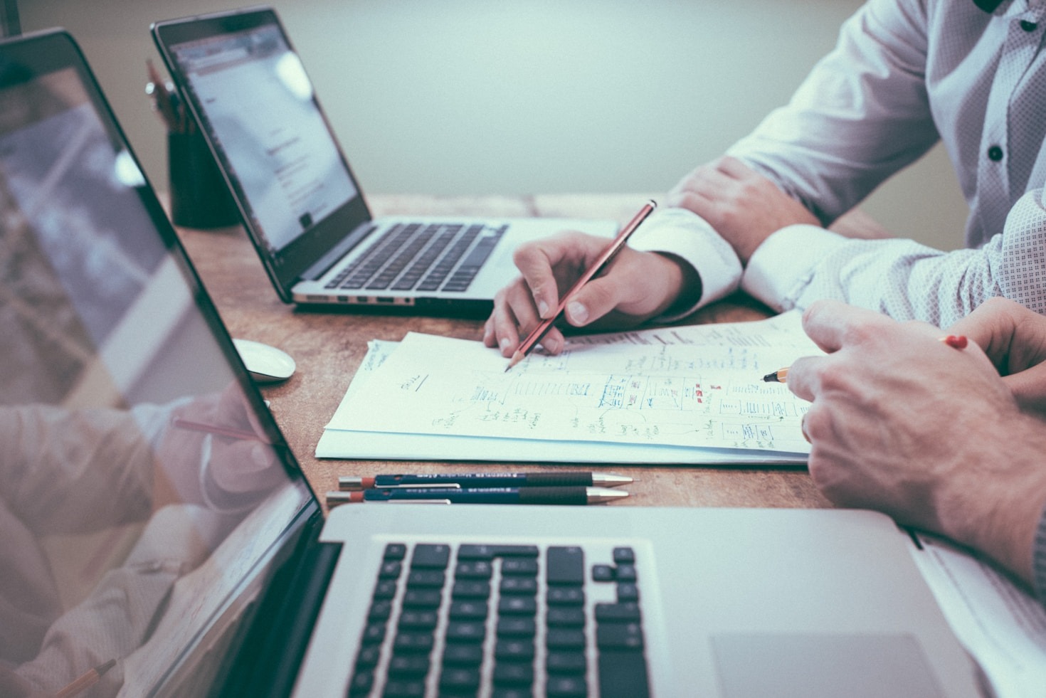 Guia Completo de Finanças para Jovens Empresários